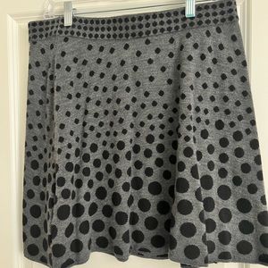 Knit A-line grey skirt XL with hem pocket